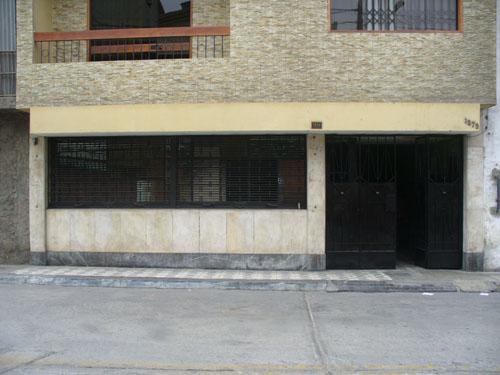 B R E Ñ A, CHACRA  RIOS.  VENDO LOCAL COMERCIAL. 