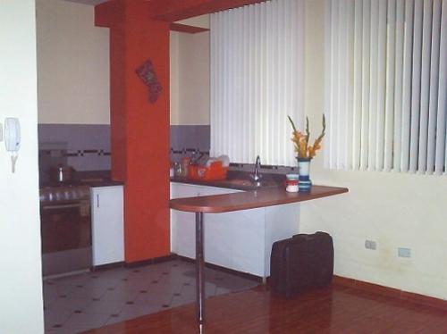 OCASION VENDO DPTO SURQUILLO LIMITE CON MIRAFLORES