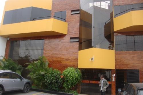Alquiler de Oficina en calle Federico Villareal - Miraflores