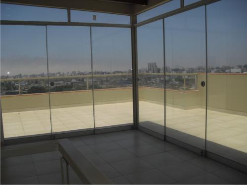 Quimperu vende dúplex de 181m2 de estreno en Santa Catalina con estupenda terraza.