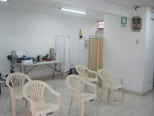 VENDO CASA TOMAS MARZANO – SANTIAGO DE SURCO