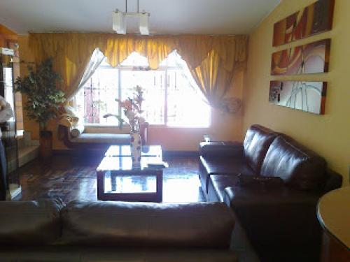 CASA EN VENTA 354m2, SAN BORJA