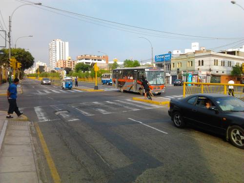  TERRENO EN VENTA EN JESUS MARIA  DE 375 M2  RDA- 10 PISOS