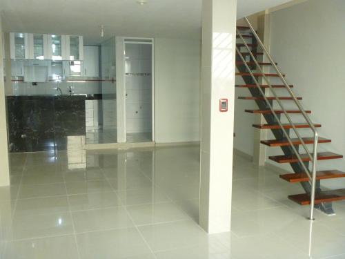 DEPARTAMENTO DUPLEX CON AZOTEA PROPIA