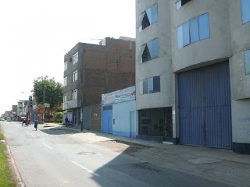 LOCAL EN VENTA 330m2, SANTA ANITA