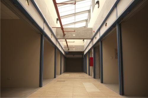 Quimperu ofrece locales de computo, excelente ubicación. Estreno!