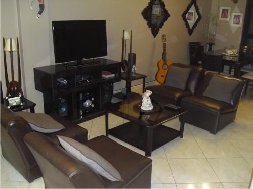 Quimperu vende lindo departamento de 134m2 en Salamanca. Primer piso.