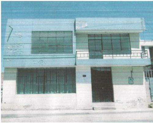 VENDO CASA 2 PISOS Y MEDIO