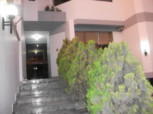 Vendo comodo y bien distribuido dpto en Santiago de Surco 