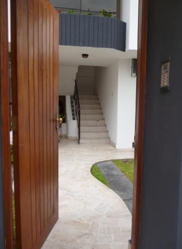 Vendo funcional y comodo dpto en Surco (Cerca al Trigal )