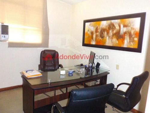 ALQUILER  DE EXCELENTE OFICINA SAN BORJA