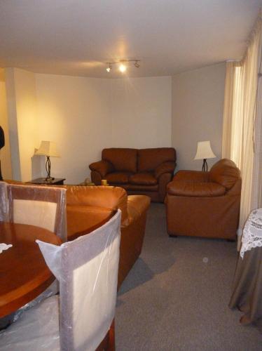 ALQUILO BONITO DEPARTAMENTO EN LOS PORTALES DE CAYMA