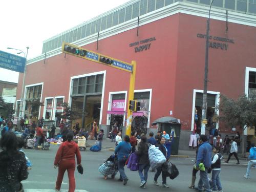 VENTA DE LOCAL COMERCIAL EN GALERIA 