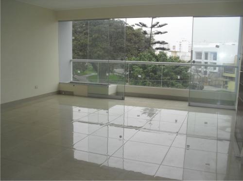 Quimperu vende dúplex con amplia terraza en San Borja frente a parque. Estreno!