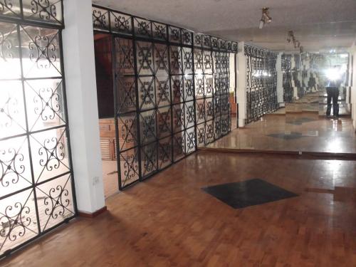 CASA EN ALQUILER PARA OFICINA A PUERTA CERRADA, EN SURCO