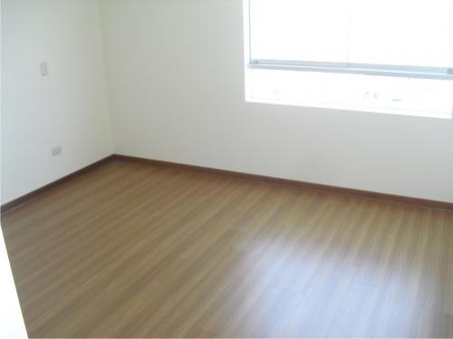 QUIMPERU VENDE DÚPLEX DE 177M2 EN SANTA CATALINA CON VISTA EXTERIOR. INDEPENDIZADO.