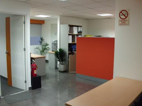 EXCLUSIVA OFICINA EN ALQUILER SURCO CHACARILLA, 96m2 