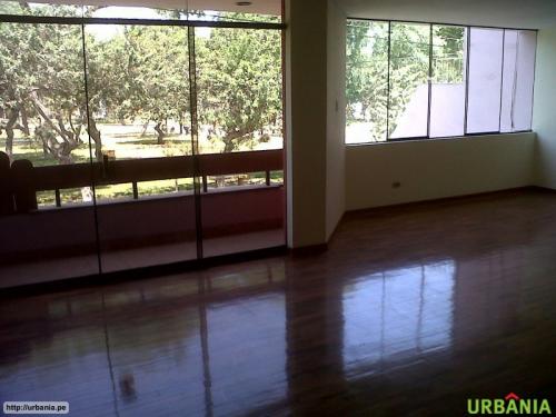 VENDO HERMOSO DPTO SAN BORJA FRENTE A PARQUE