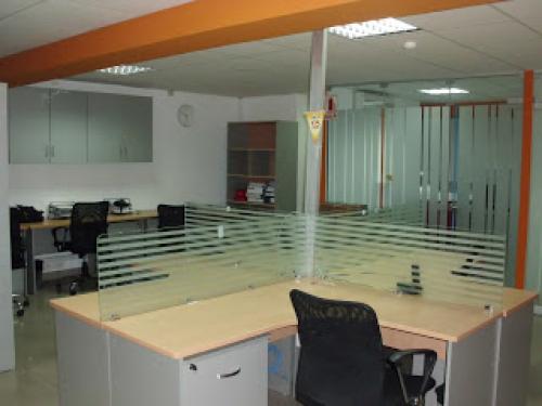 EXCLUSIVA OFICINA EN ALQUILER SURCO CHACARILLA, 90m2 