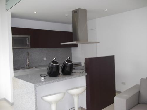 DUPLEX GRAL CORDOVA -2°PISOFTE PARQUE BLUME -LIRAFLORES 