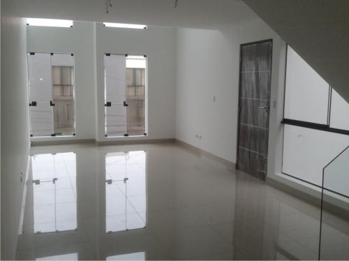Quimperu vende hermoso departamento de estreno en Surco con linda terraza.