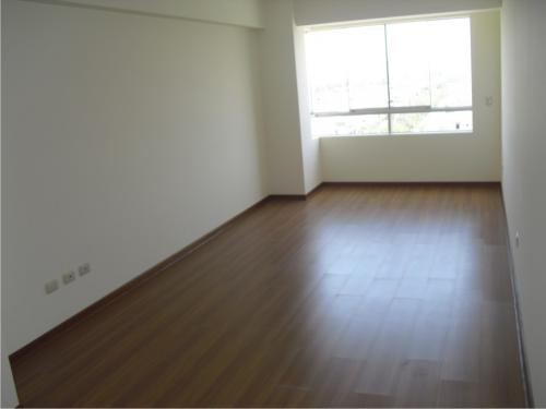 Quimperu vende excelente dúplex de estreno en Santa Catalina con amplia terraza.