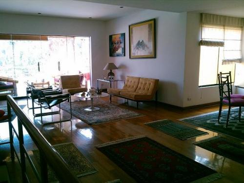 DUPLEX  EN CONDOMINIO, CERCA DE LAS LAGUNAS DE LA MOLINA