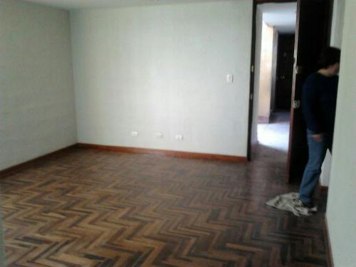 DEPARTAMENTO C.H.HILARIO MENDIVIL 1ER PISO DE 62M2