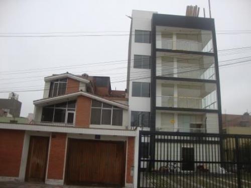 VENTA DE DEPARTAMENTOS EN CALLE LA HORTENCIA SURQUILLO