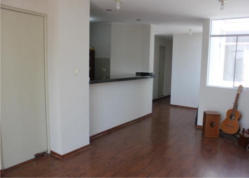 Quimperu vende precioso departamento como nuevo en Salamanca