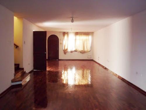 CASA EN ALQUILER PARA OFICINAS 400m2, LA MOLINA