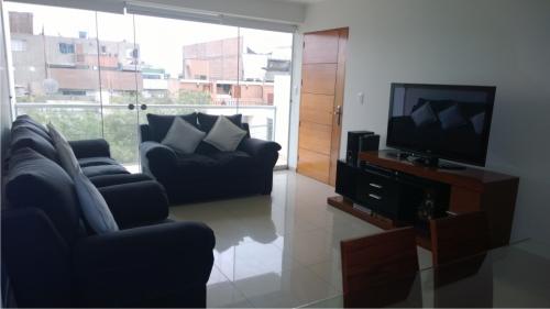 Quimperu vende departamento en San Borja cerca al centro comercial  La Rambla.