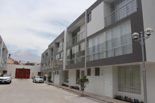 HERMOSAS CASAS DE ESTRENO EN QUINTA PRIVADA