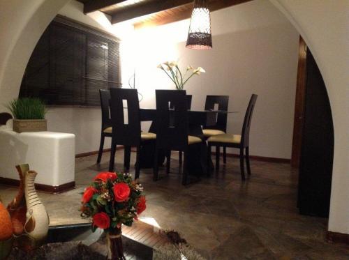Dpto. Duplex  en venta - Urb. Tambo de Monterrico, Surco 