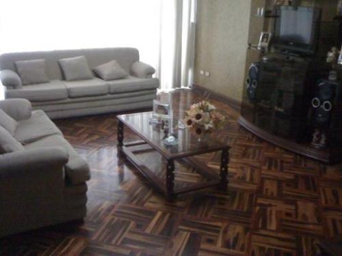 VENDO LINDA CASA DE DOS PISOS -  SURCO