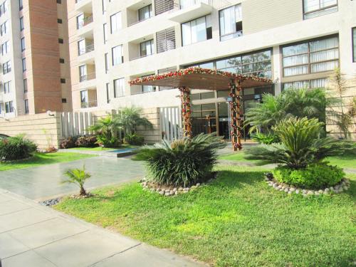 VENTA DE EXCLUSIVO DEPARTAMENTO EN AV. 28 DE JULIO - MIRAFLORES