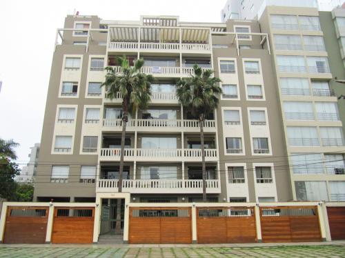 VENTA DE ACOGEDOR DPTO. EN BARRANCO