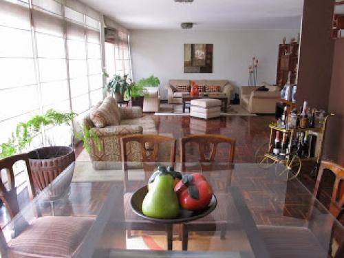 BONITA CASA EN VENTA EN SURCO, URB. ALBORADA
