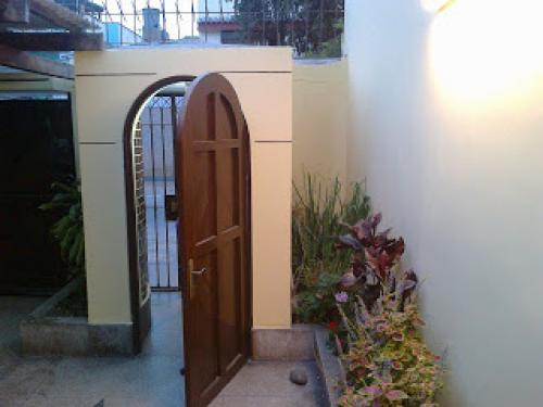 CASA EN ALQUILER 220m2 SAN ROQUE - SURCO