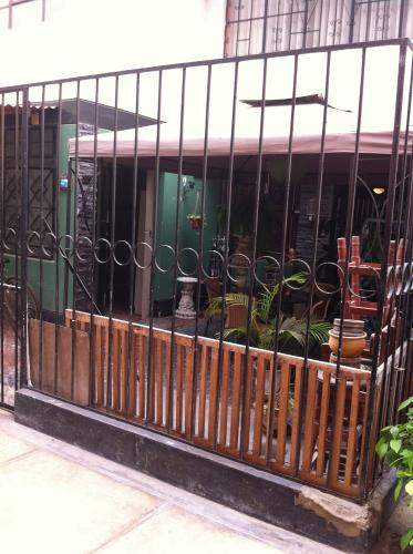 VENDO DPTO. EN CONDOMINIO EN EL CALLAO.