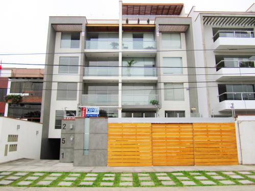 VENTA DE LINDO DPTO. EN EXCLUSIVA URBANIZACIÓN VALLE HERMOSO - SURCO