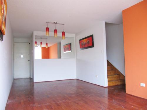 VENTA DE AMPLIO DUPLEX DENTRO DE CONDOMINIO FAMILIAR CON ÁREAS COMUNES