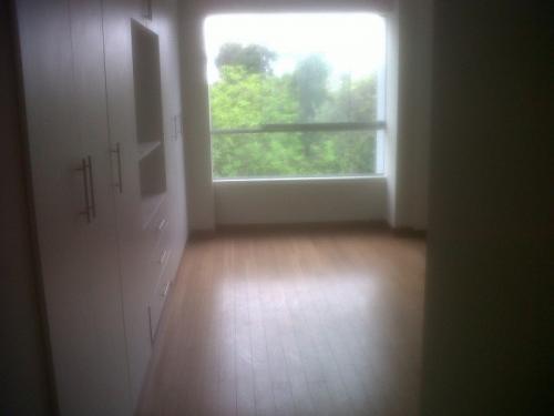 DUPLEX EN VENTA EN SURCO - FRENTE A PARQUE