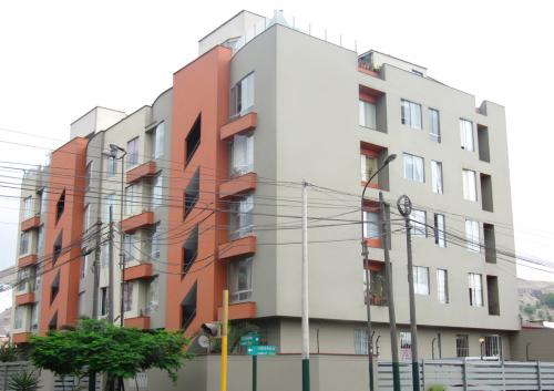 VENTA DE LINDO DPTO. EN EXCLUSIVA URBANIZACIÓN VALLE HERMOSO EN SURCO