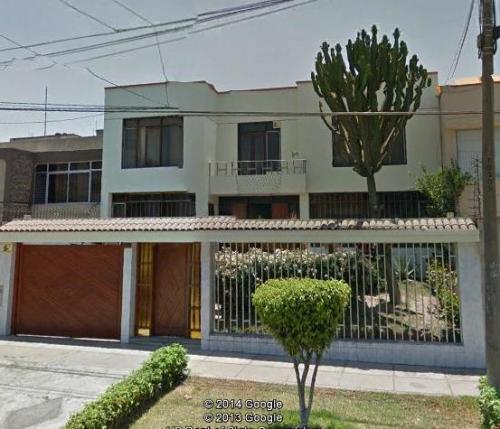 ALQUILO CASA EN SAN BORJA 300M ZONA COMERCIAL  AV SAN BORJA N. Y AV LAS ARTES