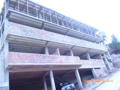 VENDO CASA EN APV. LOS HUERTOS