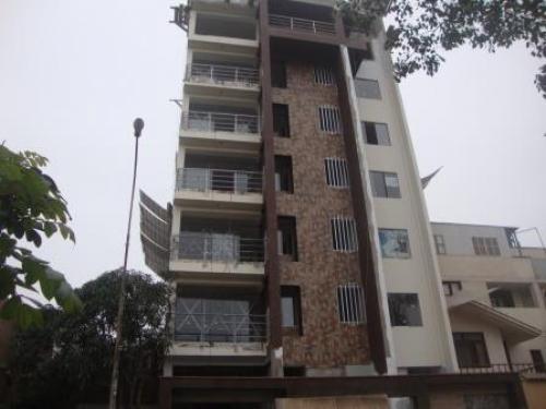 VENTA DE 2 ÚLTIMOS DEPARTAMENTOS EN CALLE COURBET URB.LA CALERA-SURQUILLO