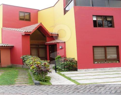 LA MOLINA CASA EN CONDOMINIO ALQUILO O VENDO