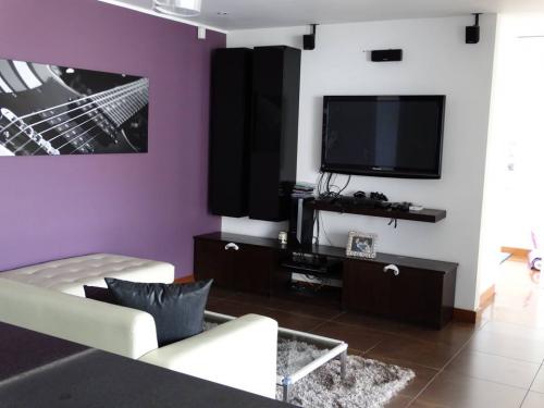 LUJOSO DUPLEX EN VENTA EN 5TO PISO C/VISTA A CALLE