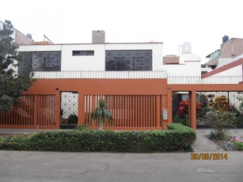 OCASION VENTA DE CASA EN MATELLINI - CHORRILLOS